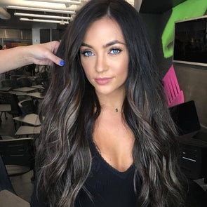 black wavy wig