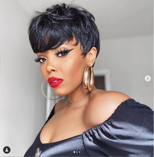 Glueless black wave cut wig